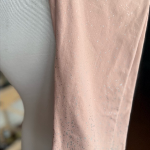 Beyond Yoga Light Ombré Shimmer Pink Leggings - XS - Picture 12 of 15